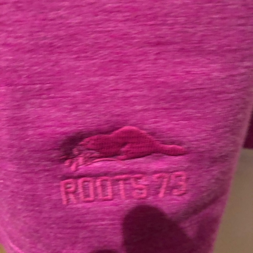 Roots 73 Fuschia Pink Hoodie Womens Wear Size Medium - Has Stain - Picture 3 of 9